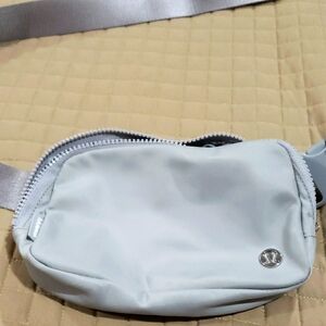 Lululemon Athletica Gray Belt Bag Minimalist Design/ Women's